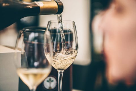 SPUMANTE BATTE CHAMPAGNE